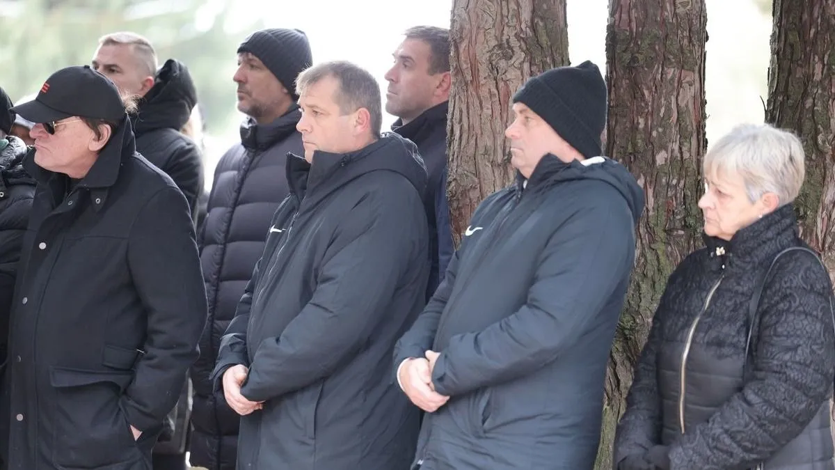Gyászol Böde Dániel, utolsó útjára kísérte a barátját