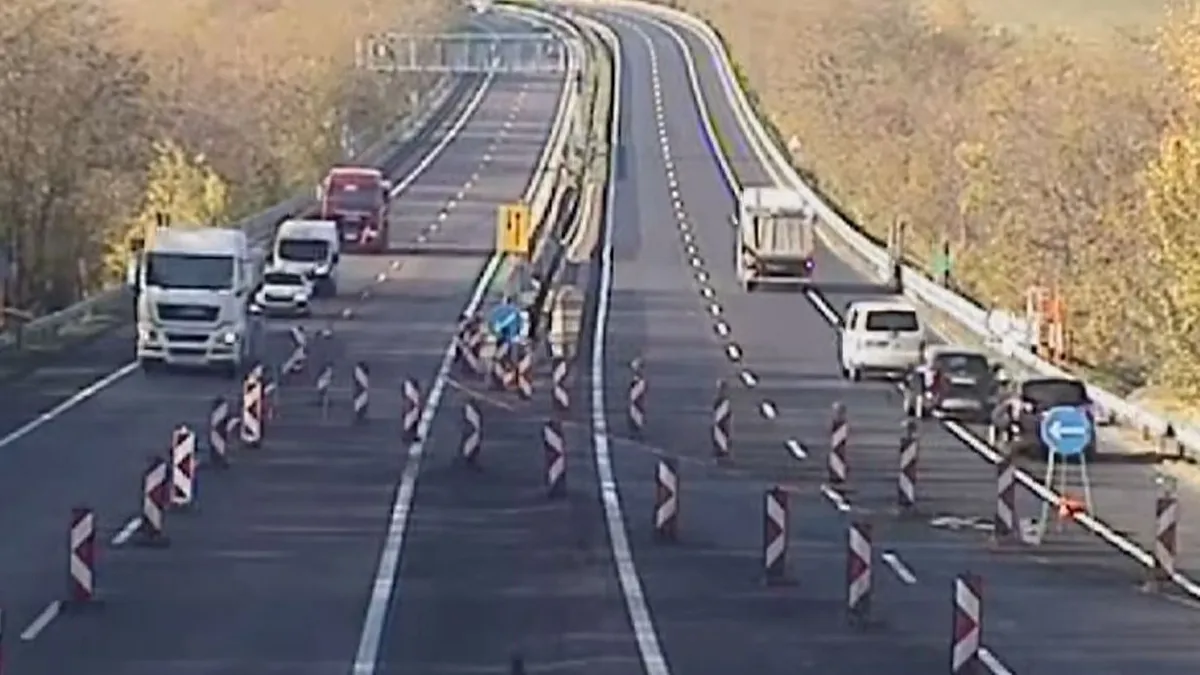 Szürreális jelenetet vett a kamera az M7-esen, az útkezelők csak fogták a fejüket