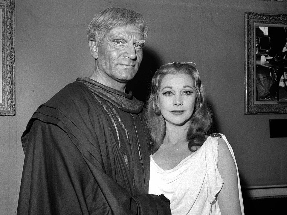 Vivien Leigh, Vivien Leigh, Laurence Olivier, LaurenceOlivier,  PARIS - THEATRE - TITUS ANDRONICUS, Hollywood