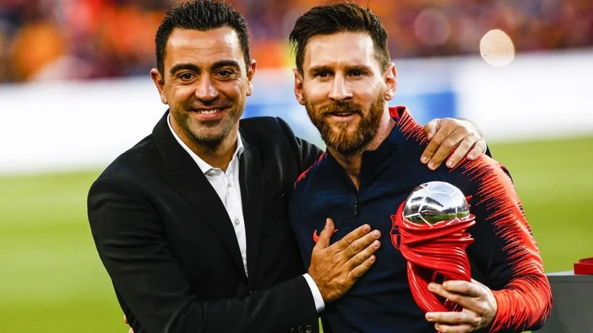Lionel Messi és Xavi kapcsolata újabb szintre léphet