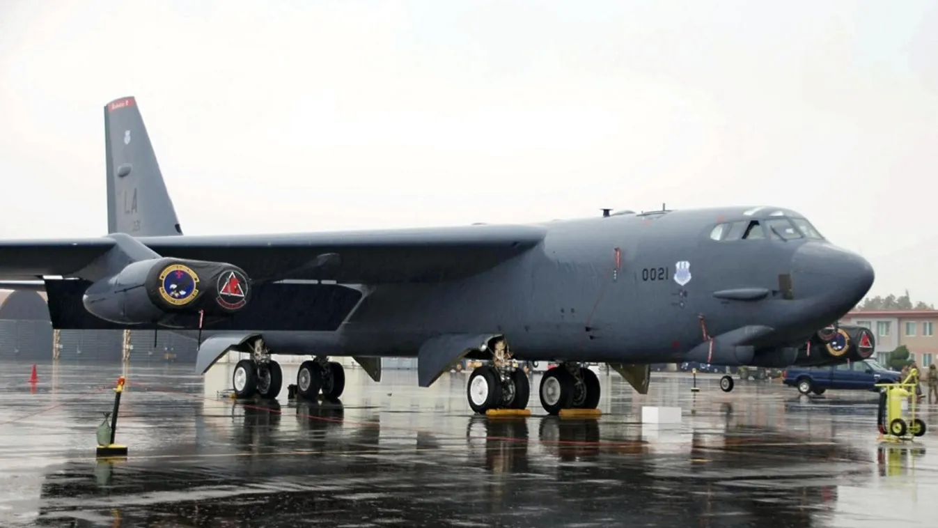 B-52H Stratofortress bombázó (Fotó: AFP)