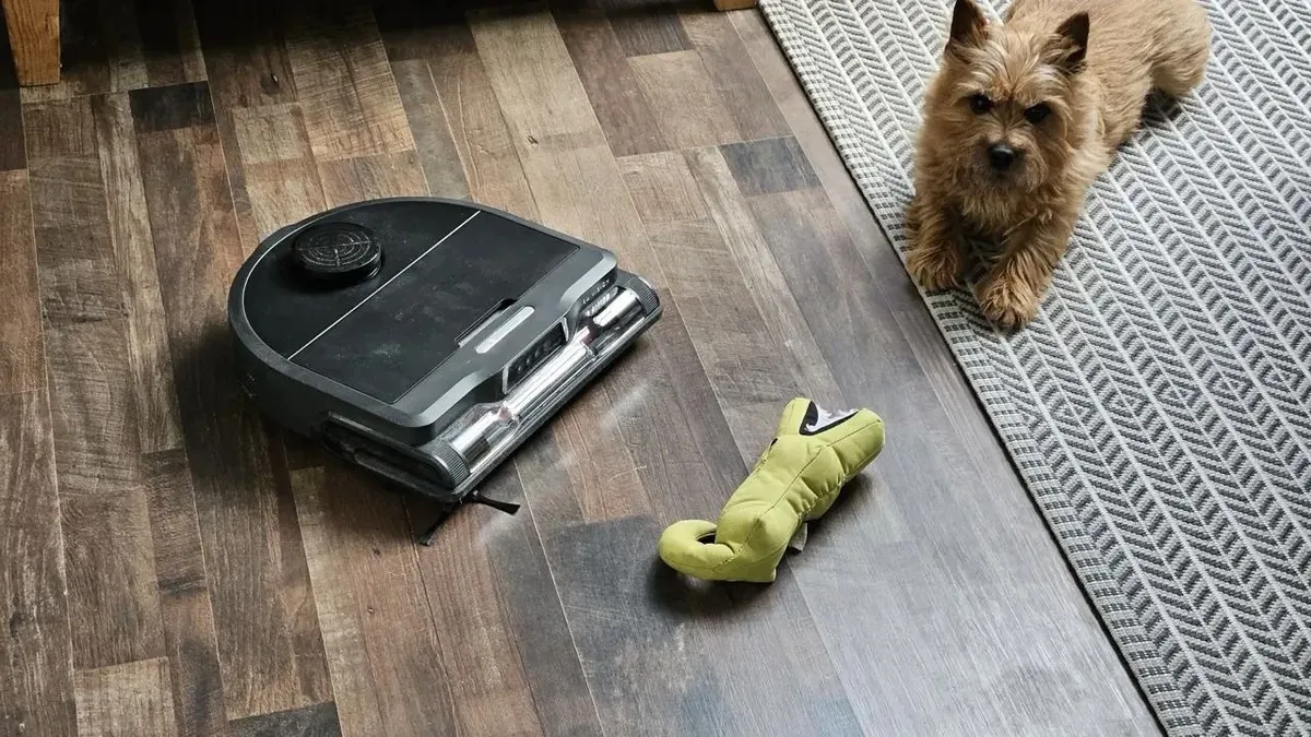 Ez a robotporszívó tényleg alaposan jár körbe otthon