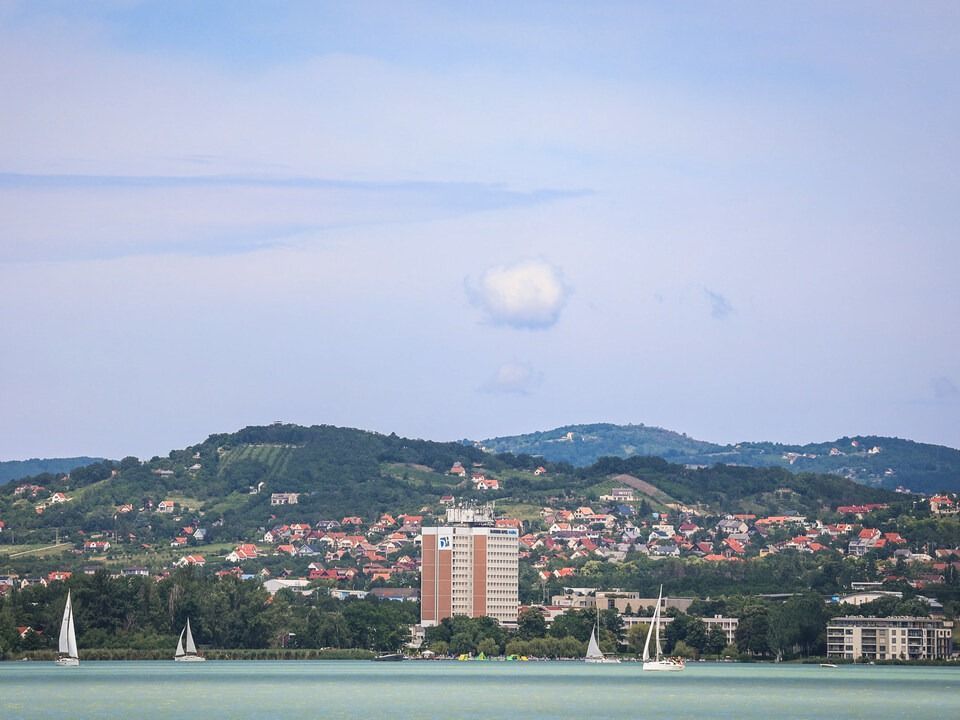 Balatonfüreden vannak a legmagasabb átlagos négyzetméterárak (illusztráció)