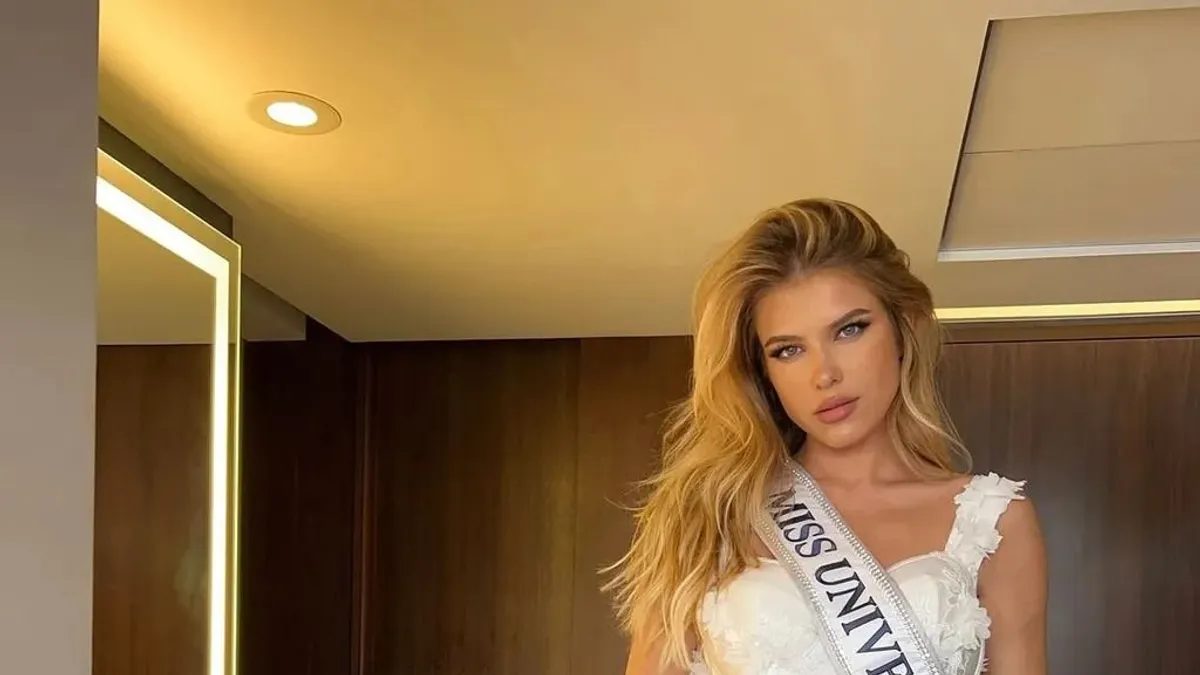 Bikinis fotókkal búcsúzik a Miss Universe döntőjétől Magyarország Szépe