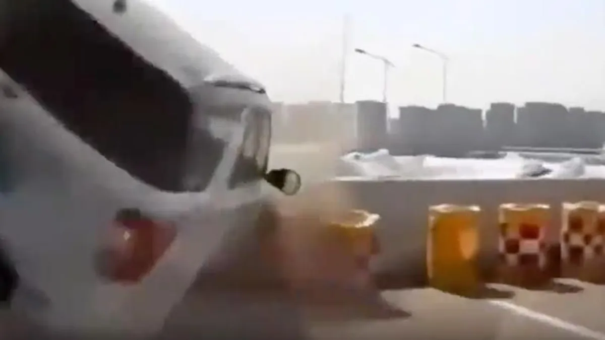 Nagyon meg akarta mutatni, hogy ő a gyorsabb, aztán elfogyott az út és jött a kegyetlen csattanás - videó