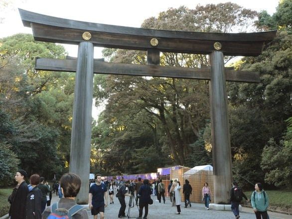 Japán,amerikai,turista,rongal,szentely