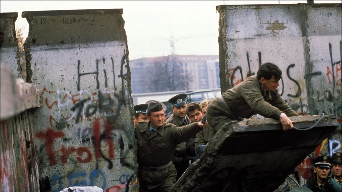 Berlini fal: így zárták be az embereket