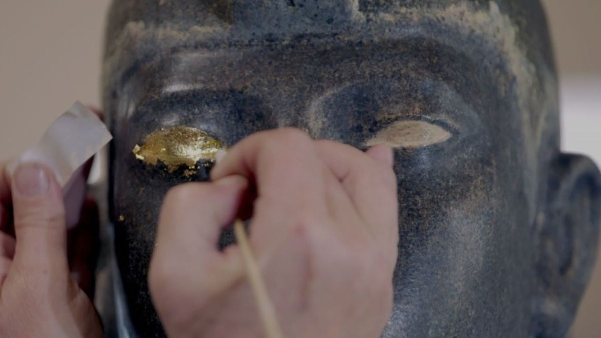 A fekete fáraók nyomában: A fáraó szobor rekonstrukciója.