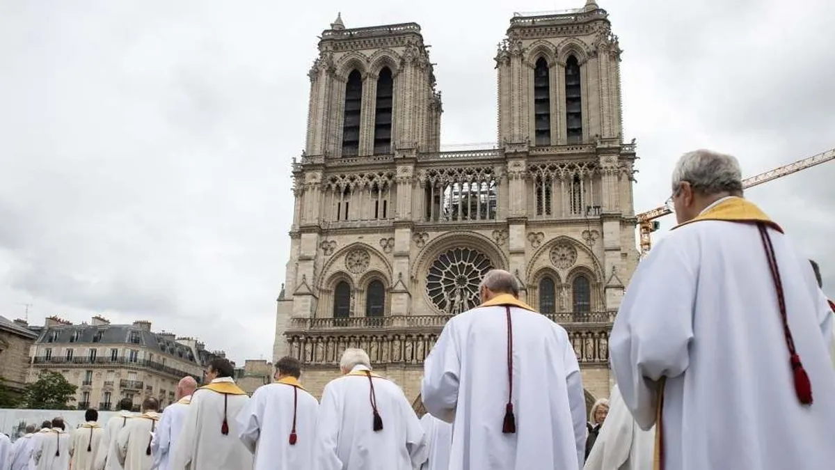 Párizs ünnepel: Donald Trump is jelen volt a Notre-Dame megnyitóján