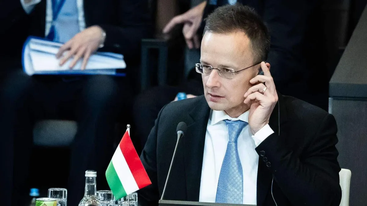 Szijjártó Péter: Nem szabad feláldozni a NATO kollektív védelmét semmilyen harmadik ország miatt