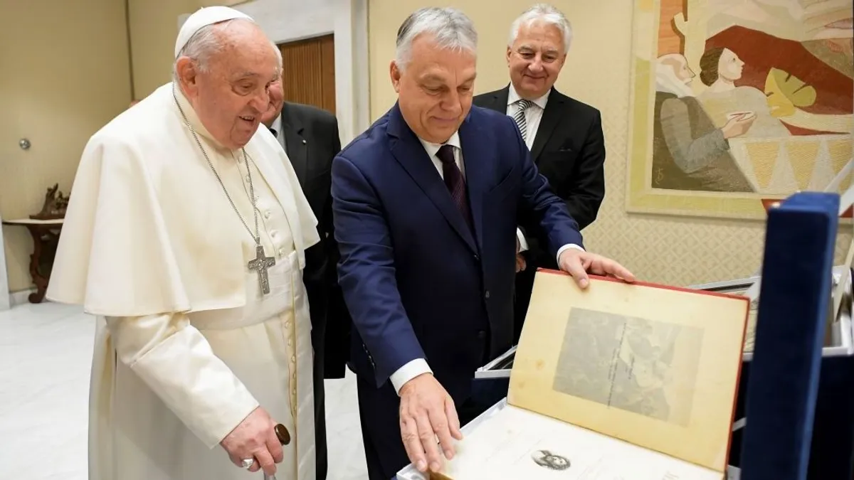 Audiencián fogadta szerdán Orbán Viktort Ferenc pápa a Vatikánban