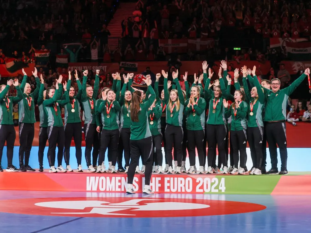 NőikéziEB2024, 2024-es női kézilabda-Európa-bajnokság, 2024esnőikézilabdaEurópabajnokság, Franciaország - Magyarország, bronzmérkőzés, bronz, Wiener Stadthalle, Bécs, 2024.12.15.