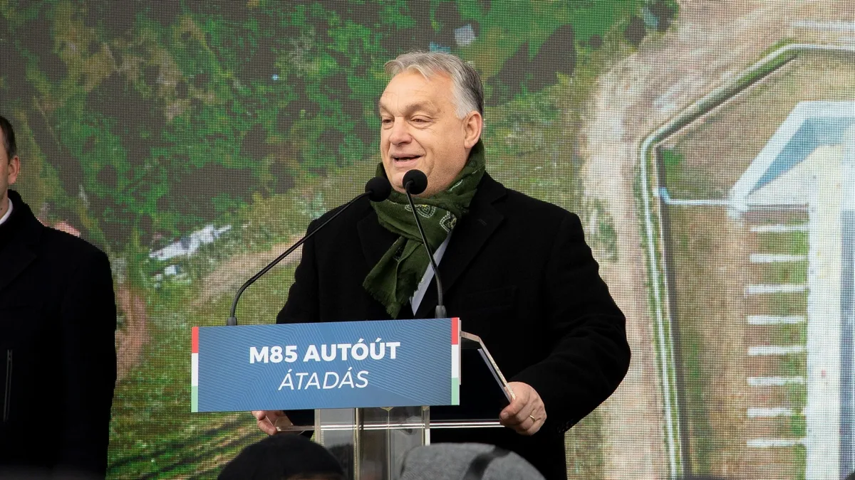 Orbán Viktor: A jövő útján - képek