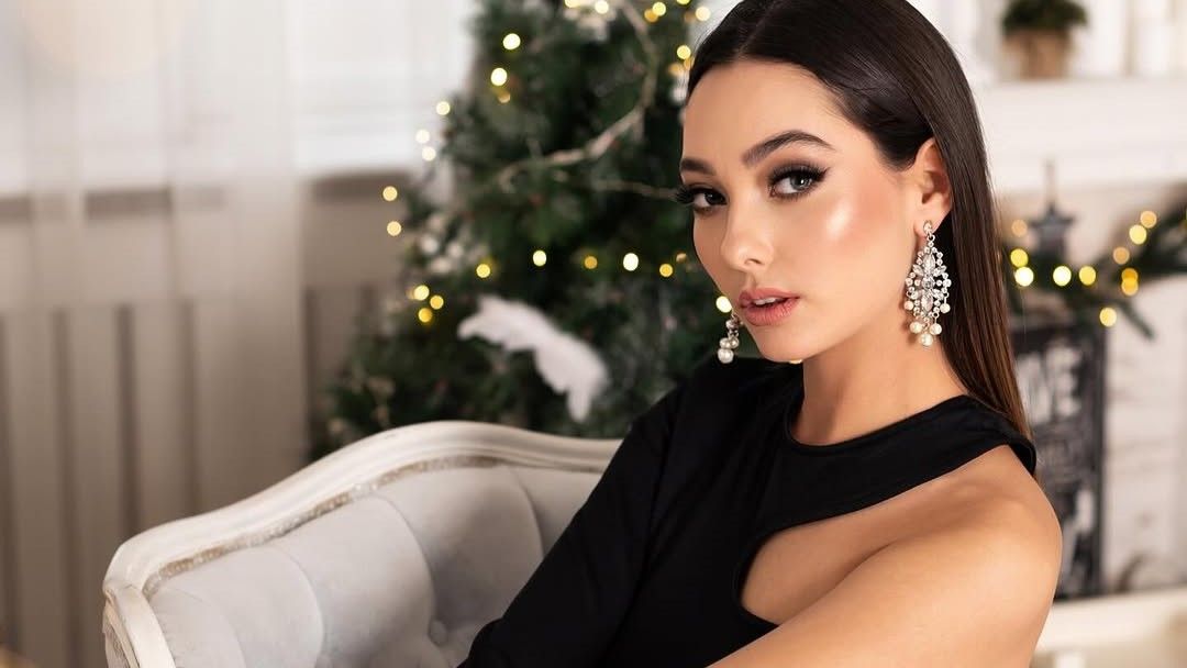 Hunyadi Donatella karácsonyi hangulatban