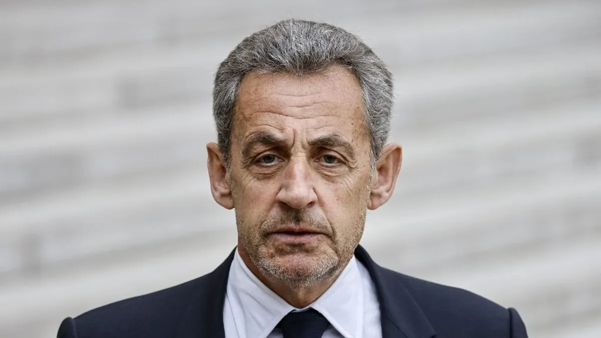 Korrupció miatt jogerősen elítélték Nicolas Sarkozy volt francia elnököt