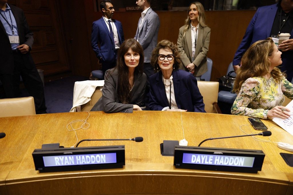 #WETHEFUTURE, Dayle Haddon, Ryan Haddon