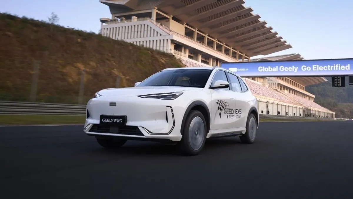 Geely EX5 teszt: elsőként vezettük az új kínai SUV-ot.