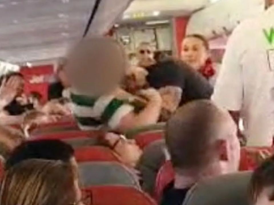 Hatalmas verekedés tört ki a Jet2-es járatán