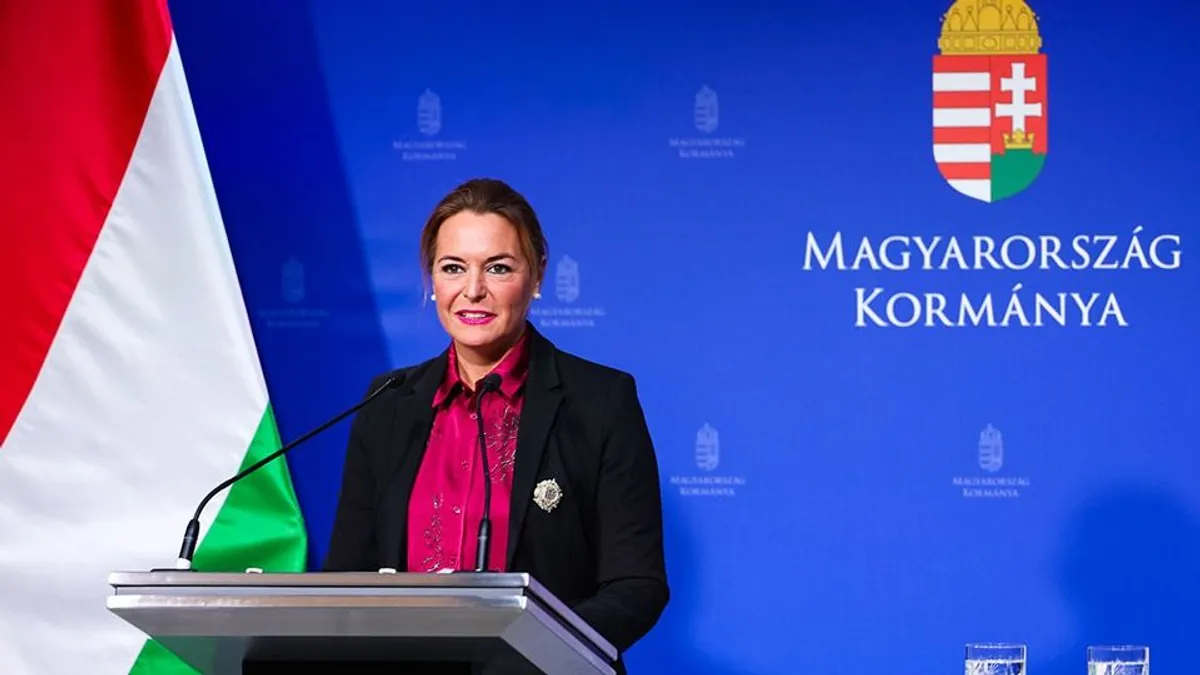 Vitályos Eszter: Boldog új évet Magyarország! - videó