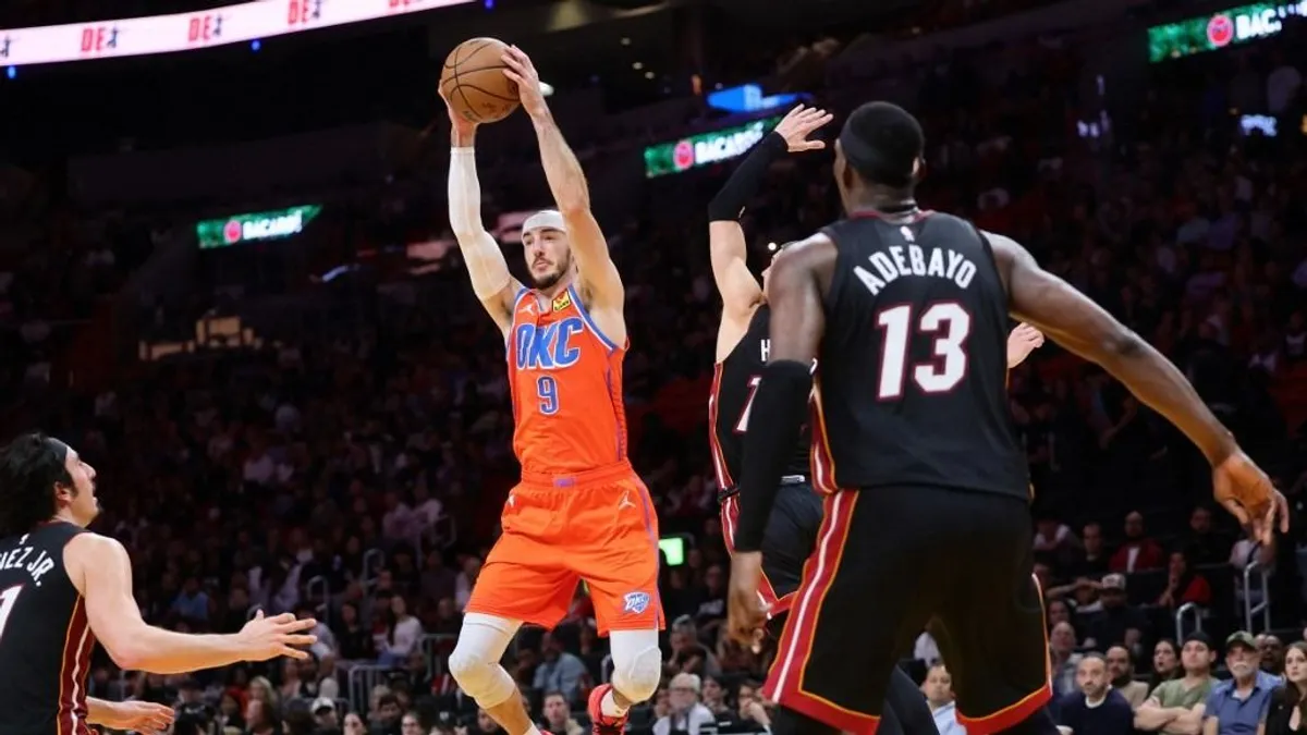 Az NBA egyik legjobb védője szerződést hosszabbított a csapatával