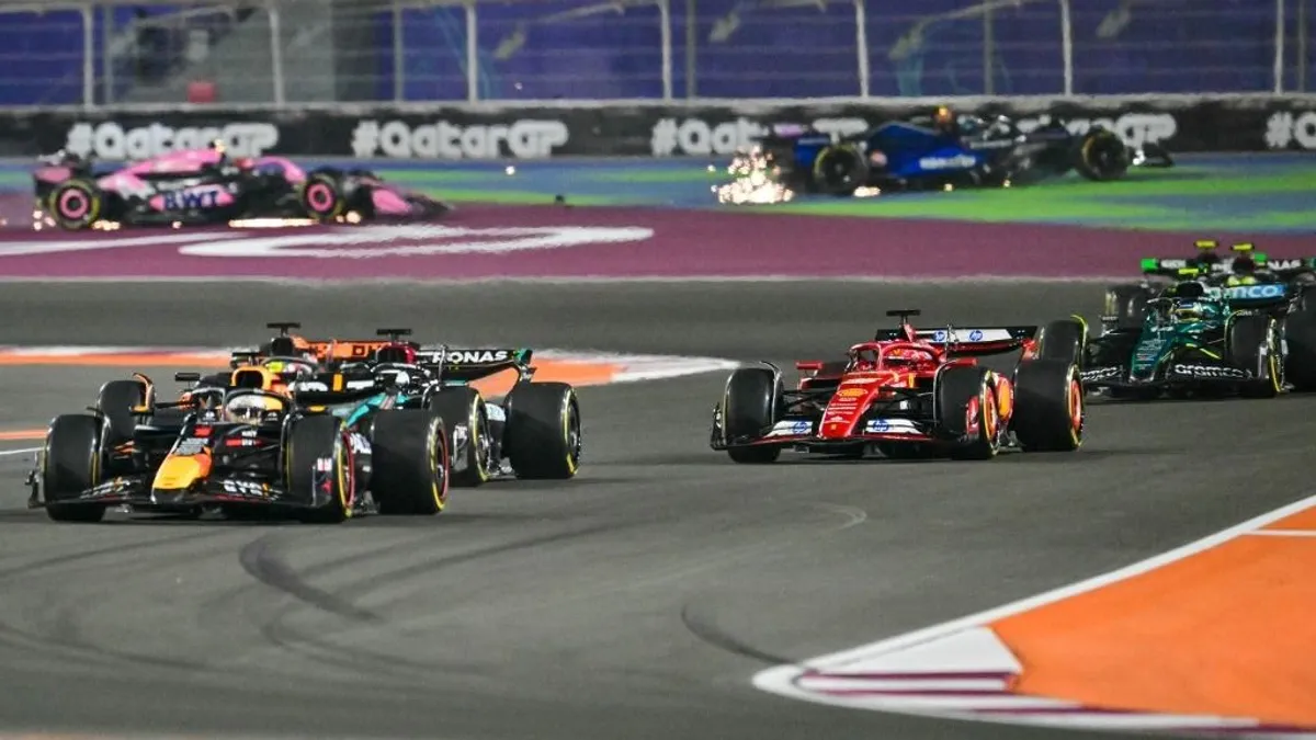 Káoszba fulladt a büntetésáradatot hozó F1-es Katari Nagydíj