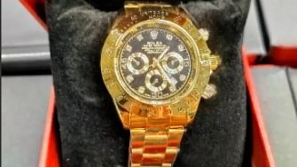Több száz hamis Rolexet foglalt le a NAV
