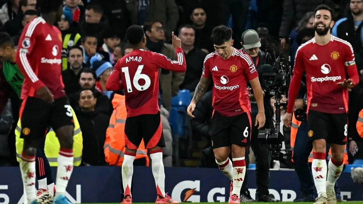 Hihetetlen utolsó perceket hozott a manchesteri derbi