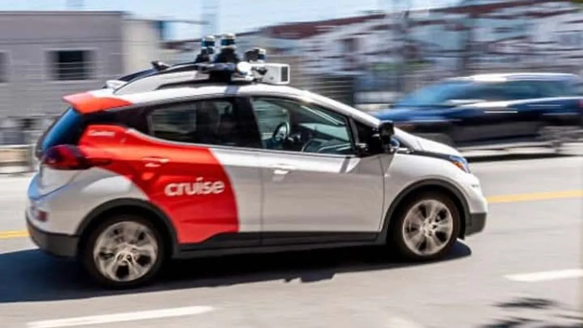 Tízmilliárd dollárt költöttek a robottaxira, most kidobják az egészet a kukába