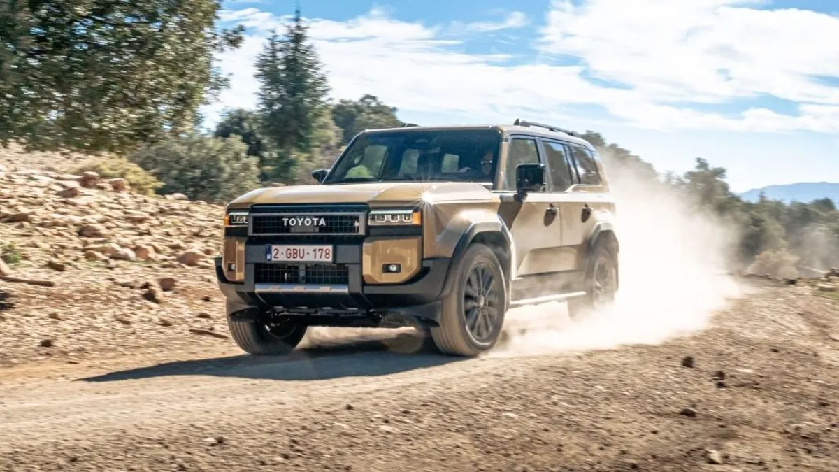 Toyota Land Cruiser 250 menetpróba