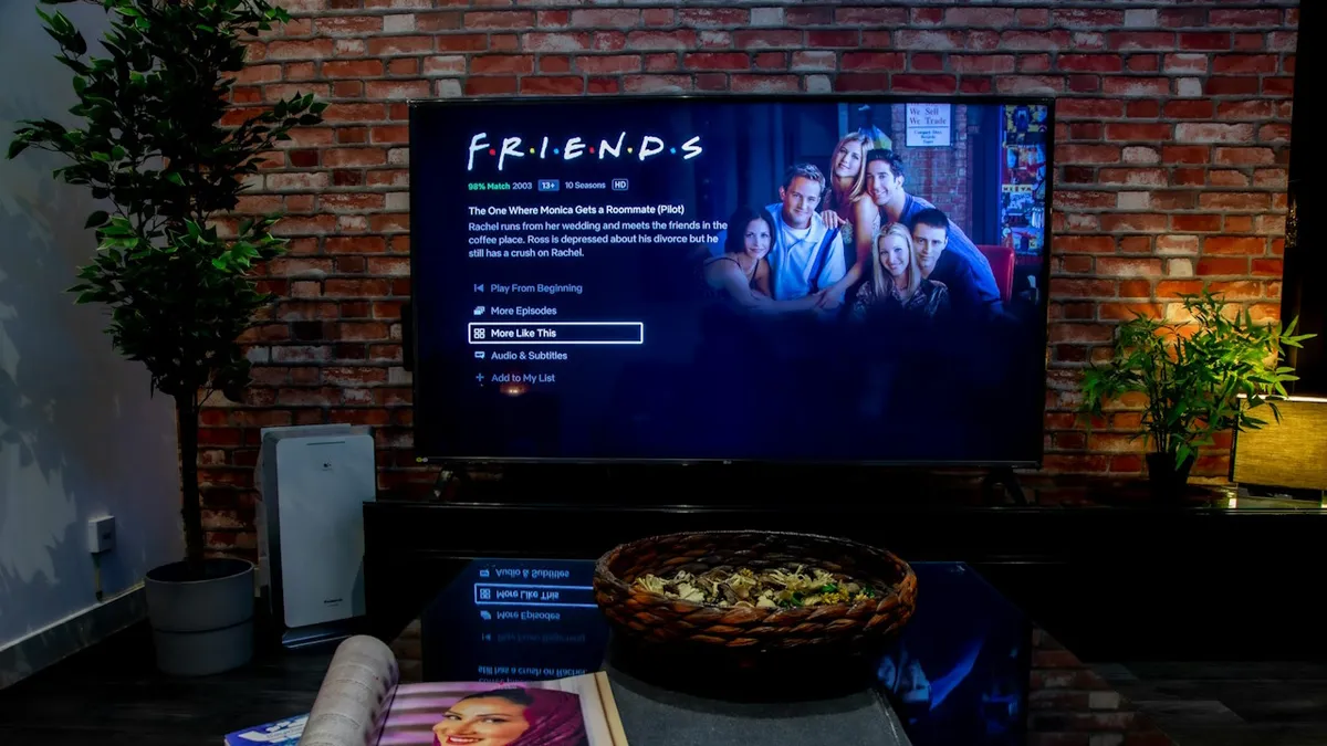 lg okostévé netflix jóbarátok