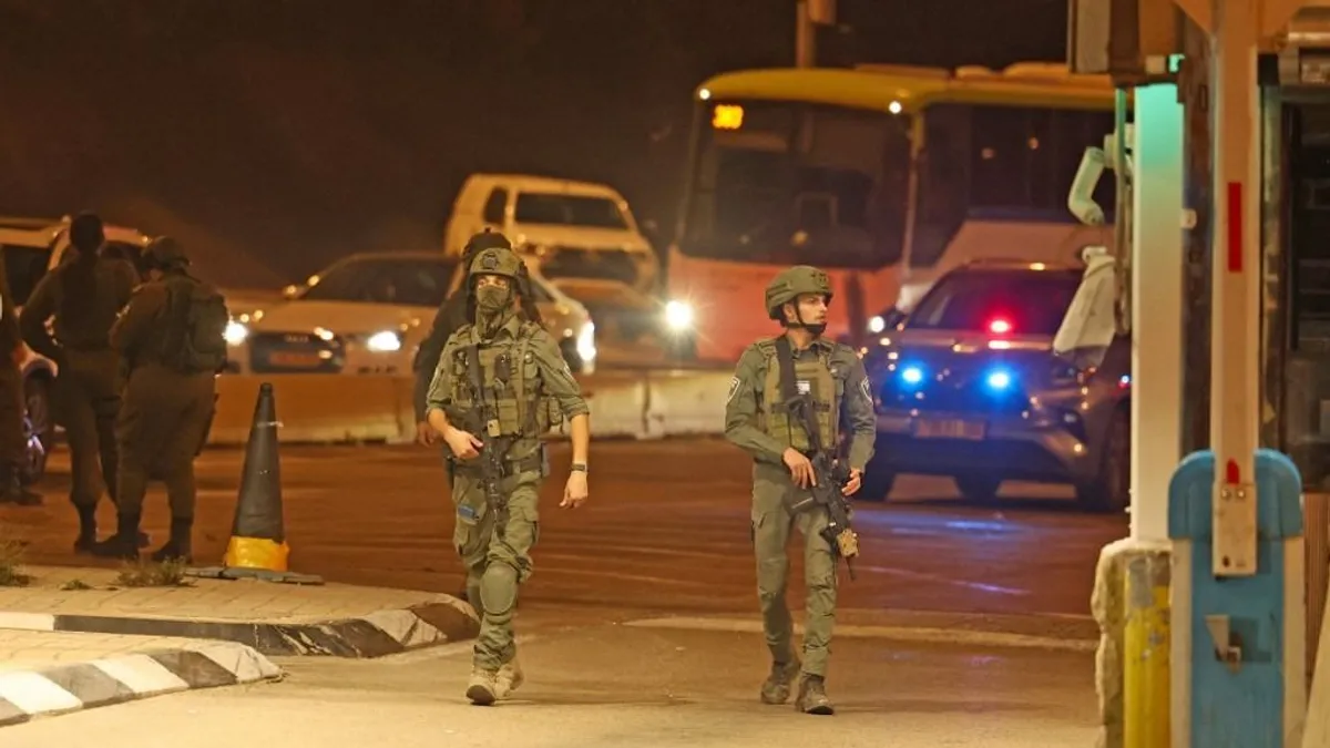 Lövések értek egy Jeruzsálem felé tartó buszt, egy kisfiú meghalt és többen megsérültek - videó