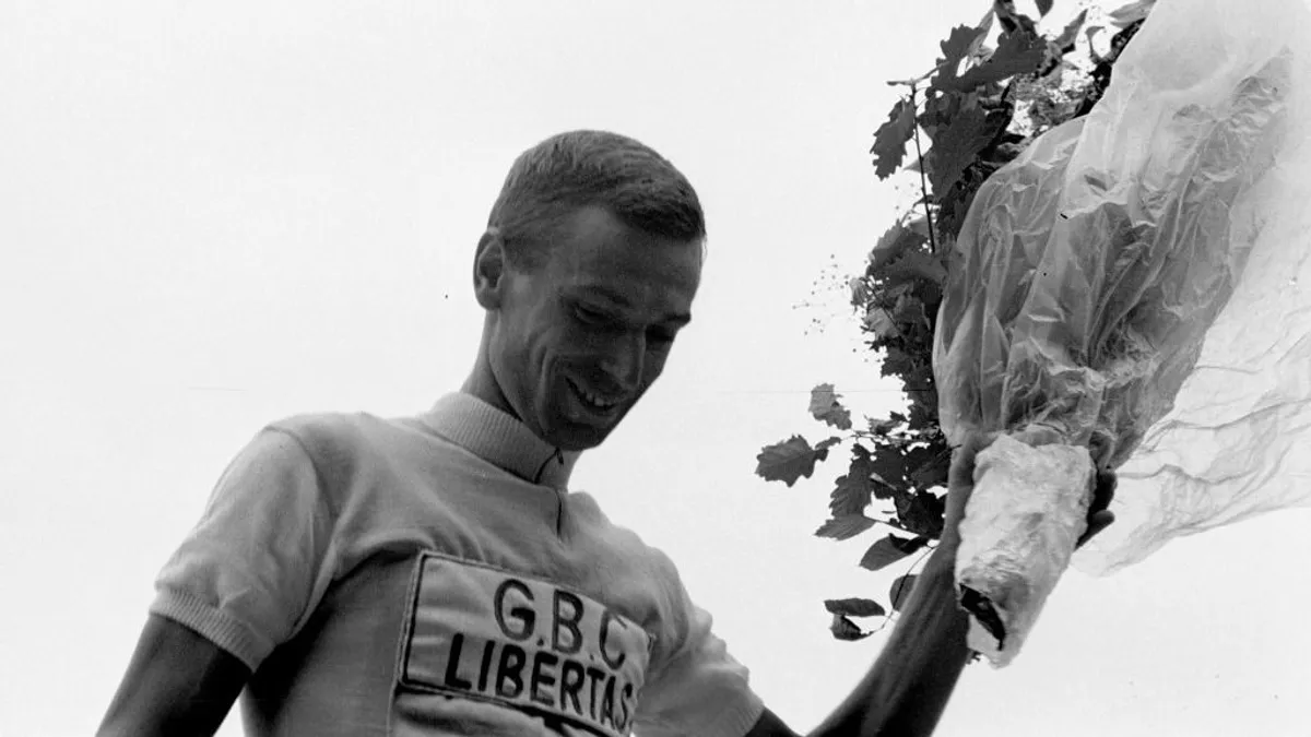 Meghalt a kerékpársport legendás alakja