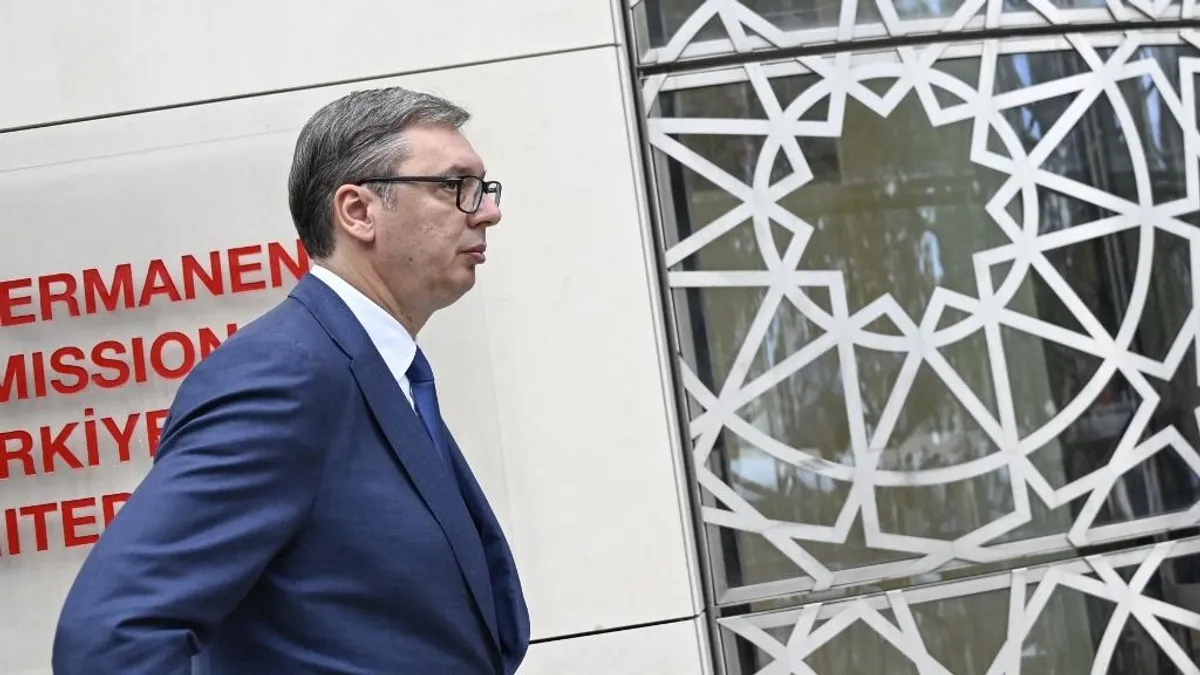 Alekszandar Vucsics: Nagy és erőteljes hibrid támadási kísérlet érte Szerbiát