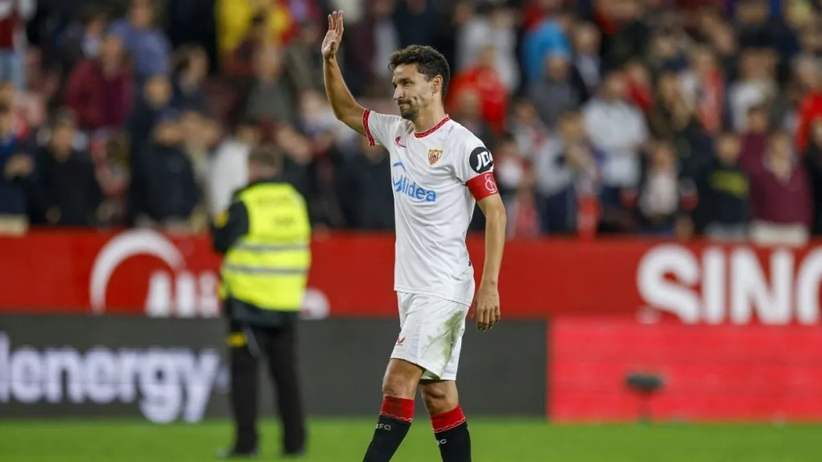 Győztes meccsen, könnyek között búcsúzott a sevillai drukkerektől a klublegenda - videó