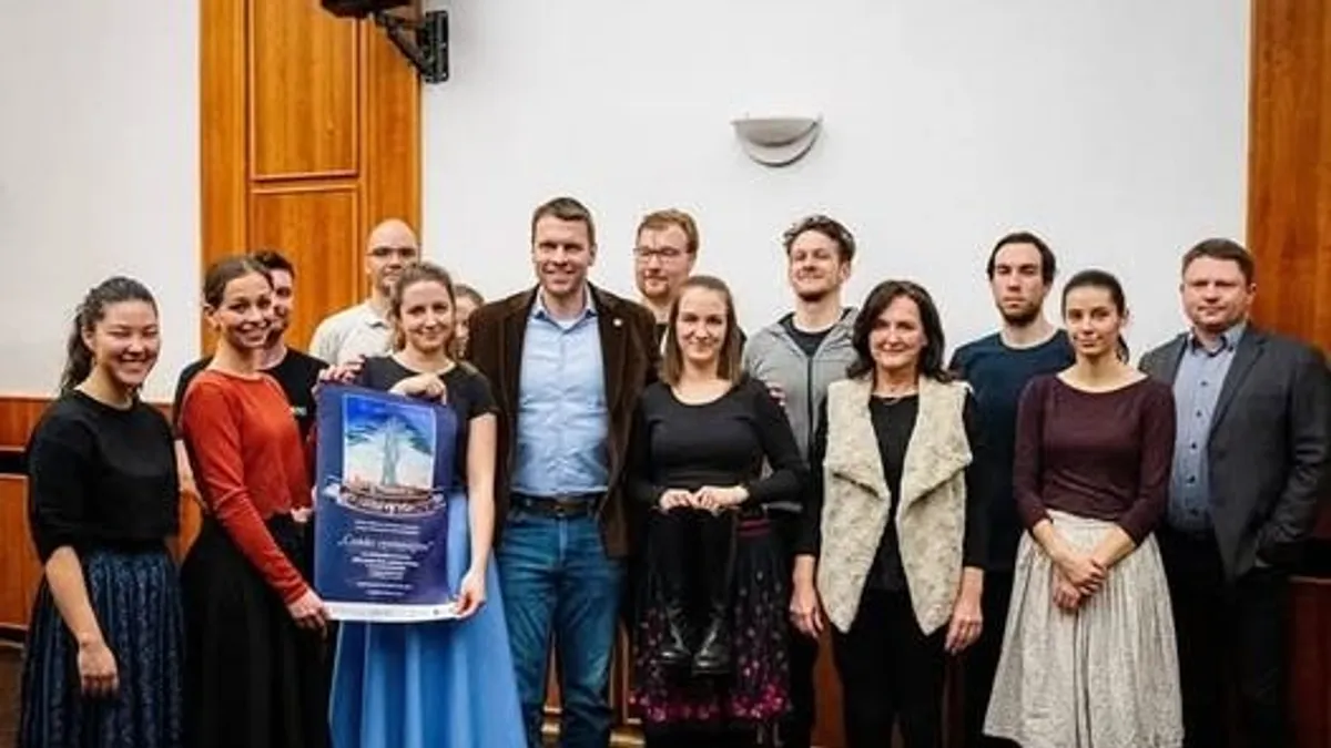 Menczer Tamás: Nagyszerű közösség, csillogó szemek, magyar kultúra
