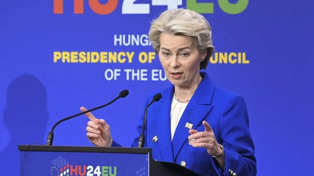 Bóka János: Az Európai Bizottság egyértelműen politikai jellegű testületként működik