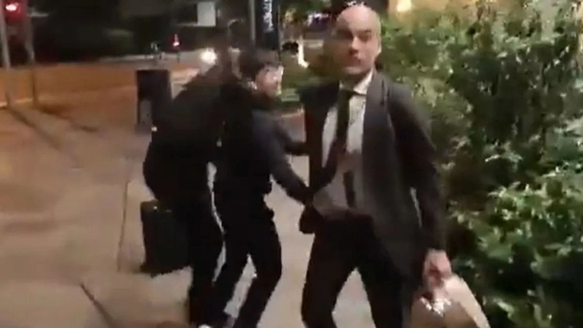 Guardiola meg akart verni egy Liverpool-szurkolót - videó