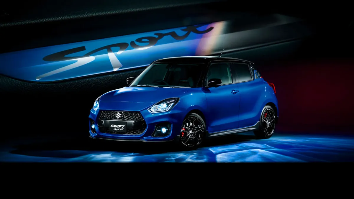 Harci díszben búcsúzik a Suzuki Swift Sport