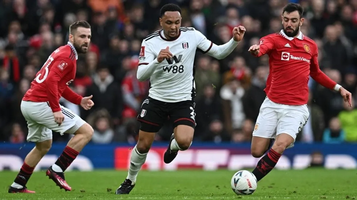Borzalmas hírt közölt, lelkileg összetört a Manchester United sztárjátékosa