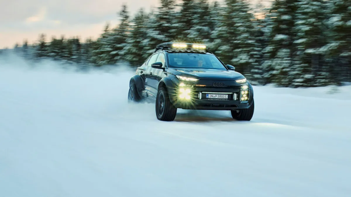 A kitzbüheli Jégversenyen lesz a közönségpremierje az Audi Q6 e-tron offroad-nak