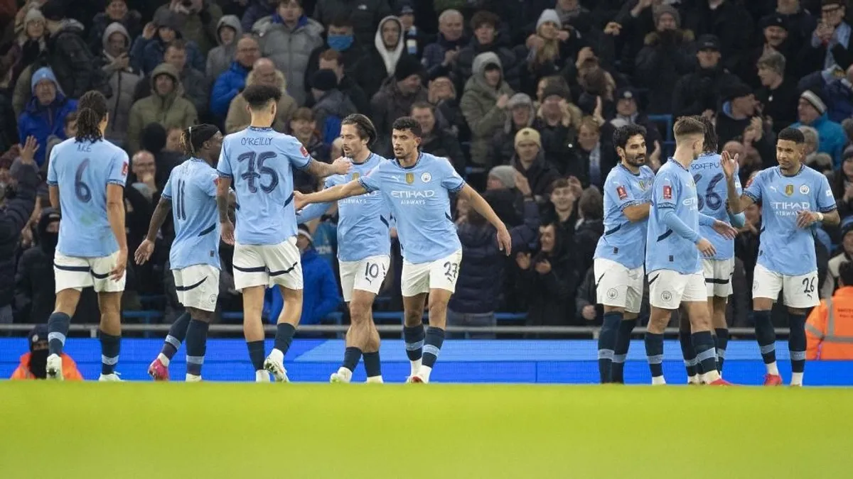 A Manchester United legendáinak klubja ellen jutott tovább a Manchester City