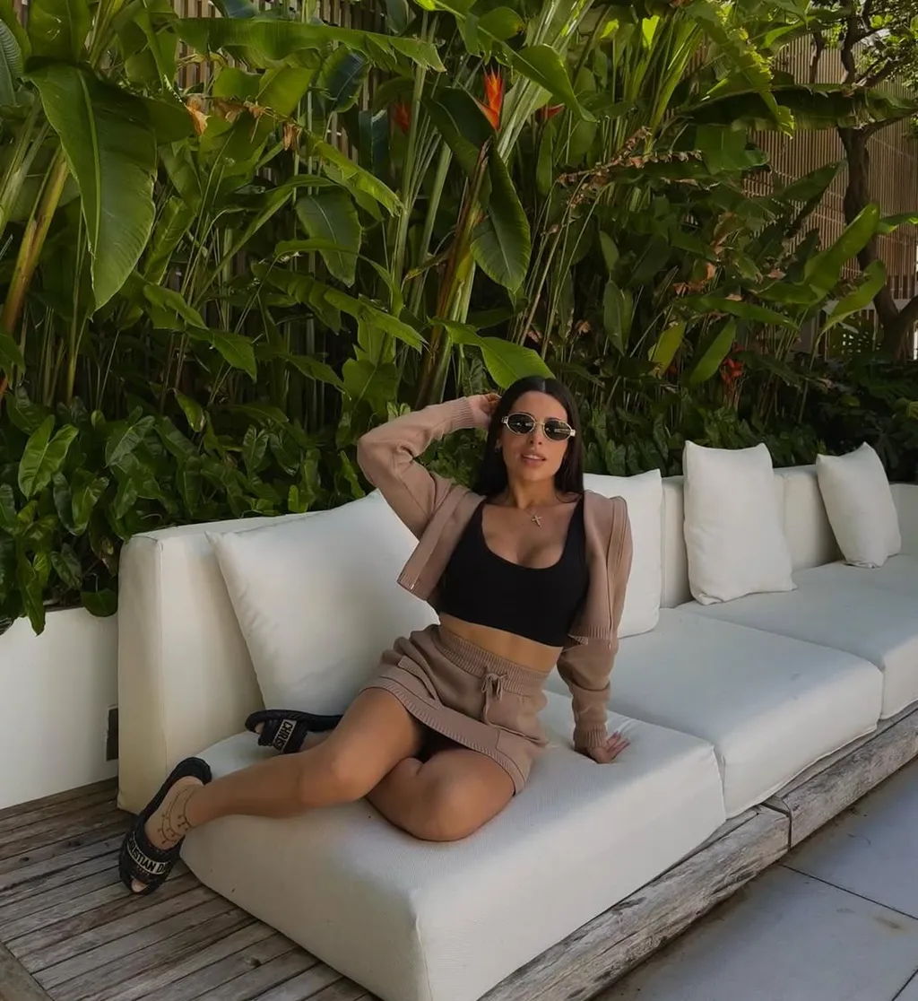 Valentina Cervantes, kebelcsoda