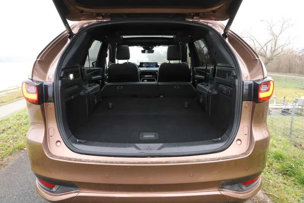Mazda CX-80