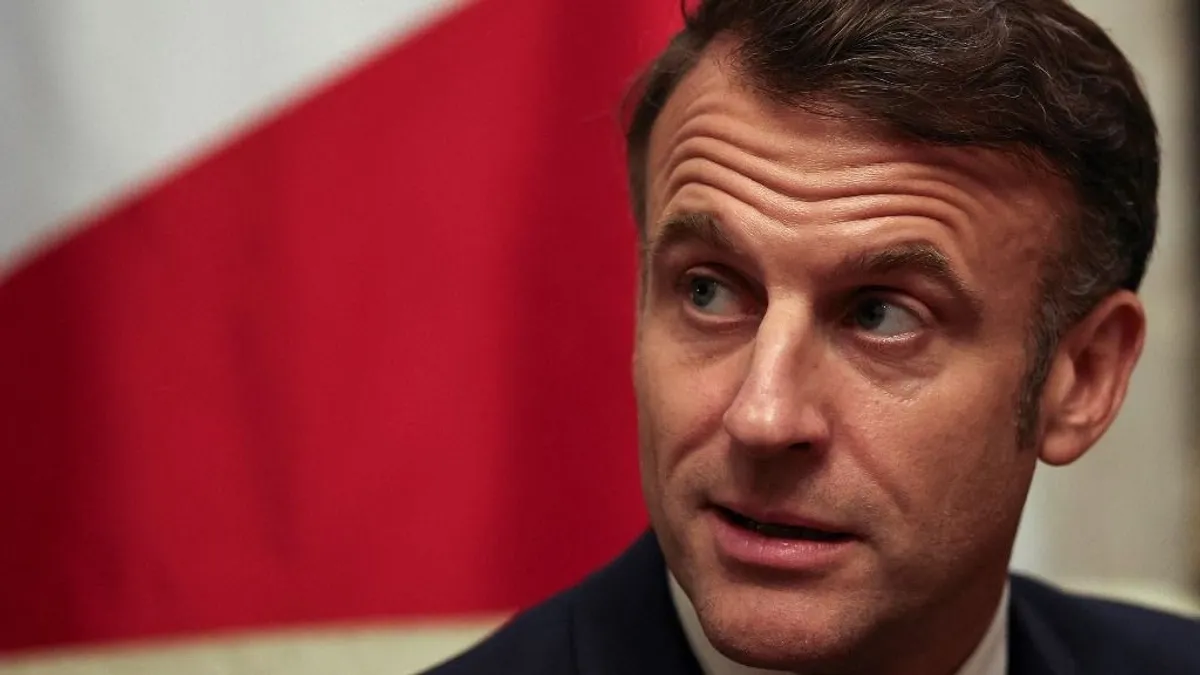 Káosz és válsághelyzet Macron elnöki hivatalában