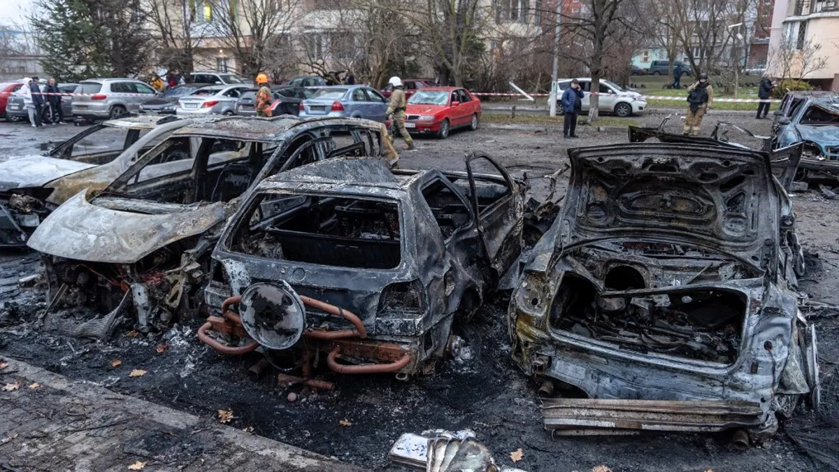 Oroszország több ukrán régióban előretört, heves harcok folynak Pokrovszknál