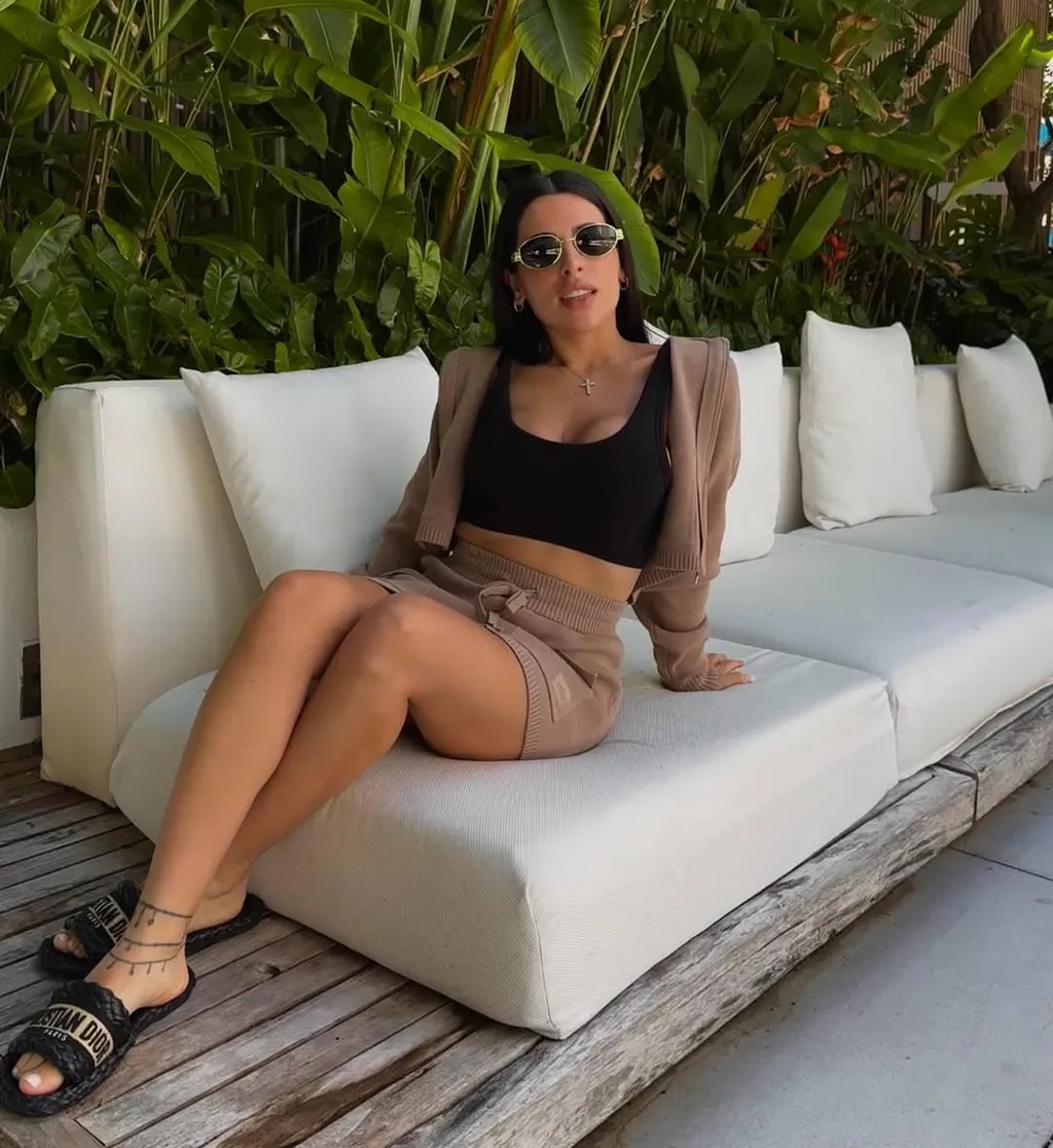 Valentina Cervantes, kebelcsoda
