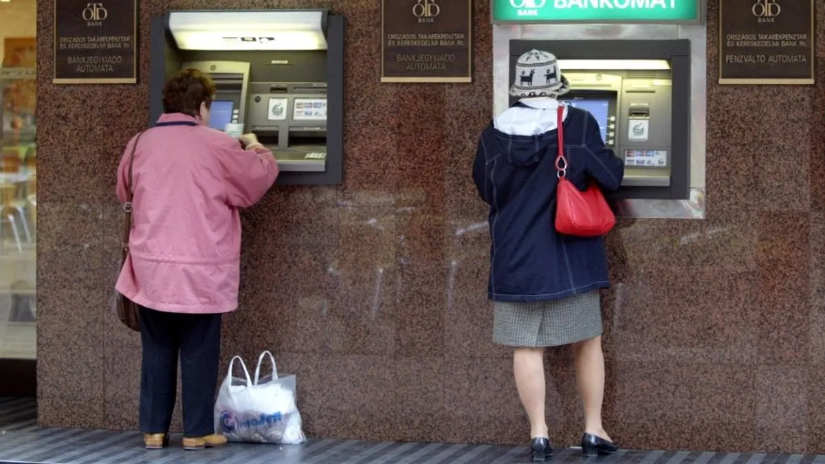 Döntött a kormány: minden településen kell lennie ATM-nek