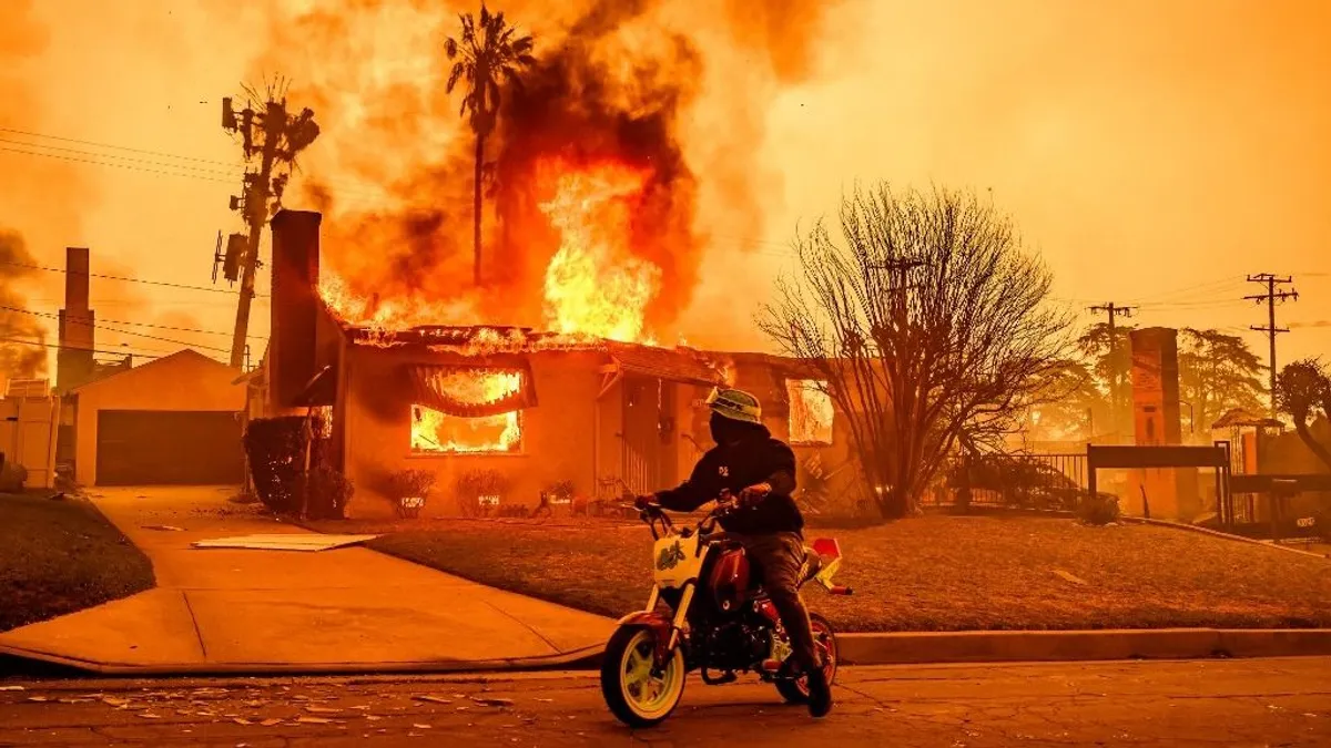 A Los Angeles-i tűzvészt az erős szelek is táplálják