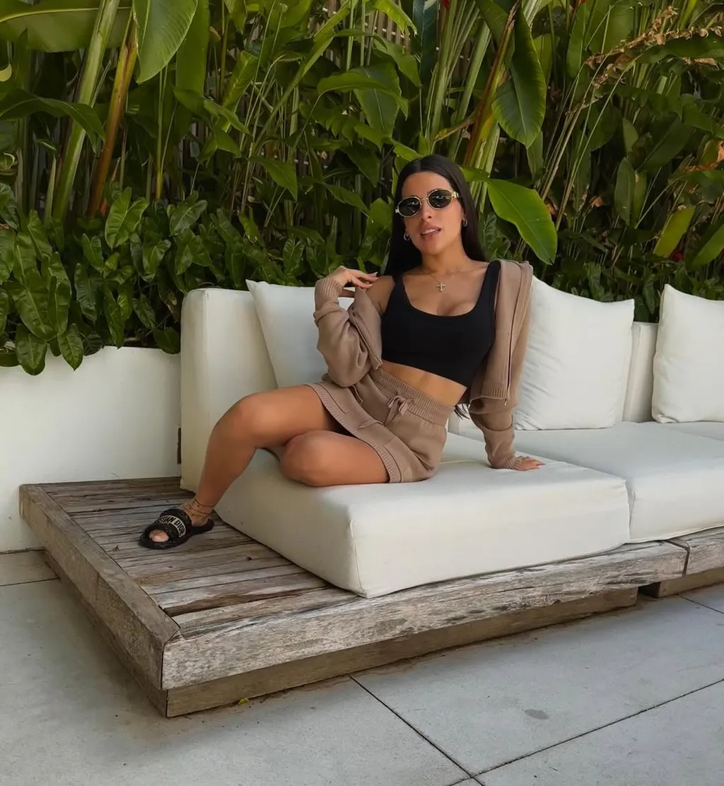 Valentina Cervantes, kebelcsoda