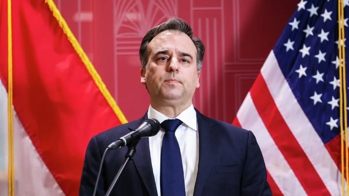 Így működött a dollármédia Pressman szánalmas bejelentése után